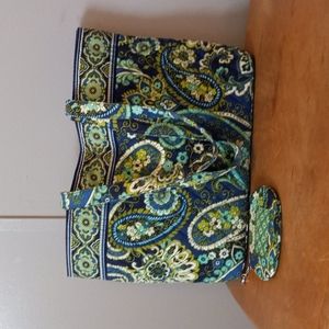Vera Bradley East West Tote & Clip Zip ID Rythmn & Blued